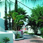 Ona Beverly Hills Aparthotel 4*